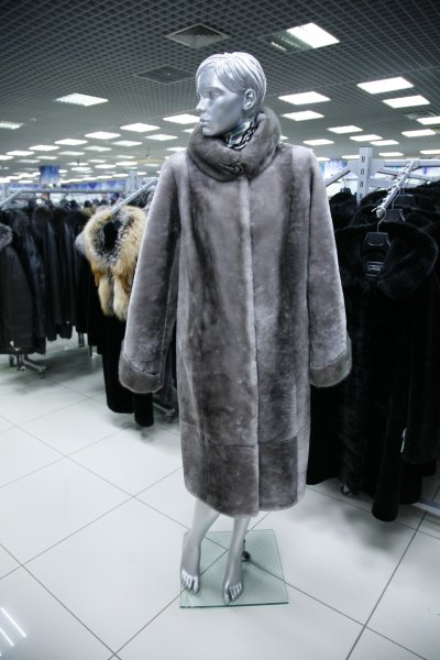Меховое пальто из мутона, код А10838-5